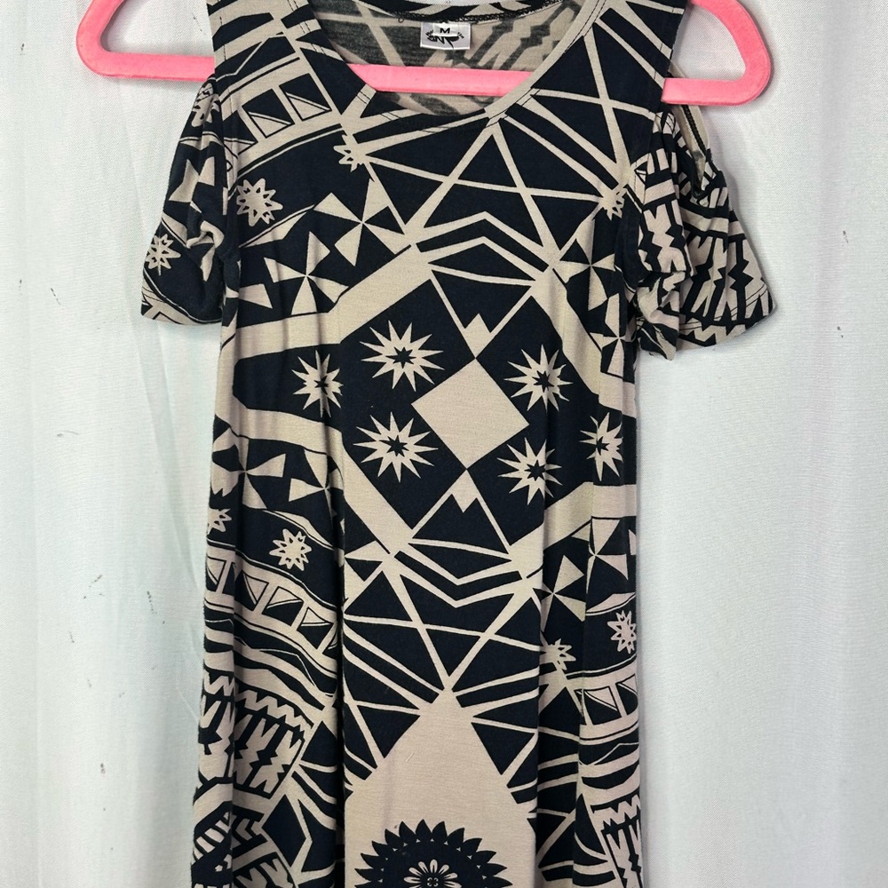 Missing Polynesia Girls Cold Shoulder Flutter Sleeve Mini Dress Medium